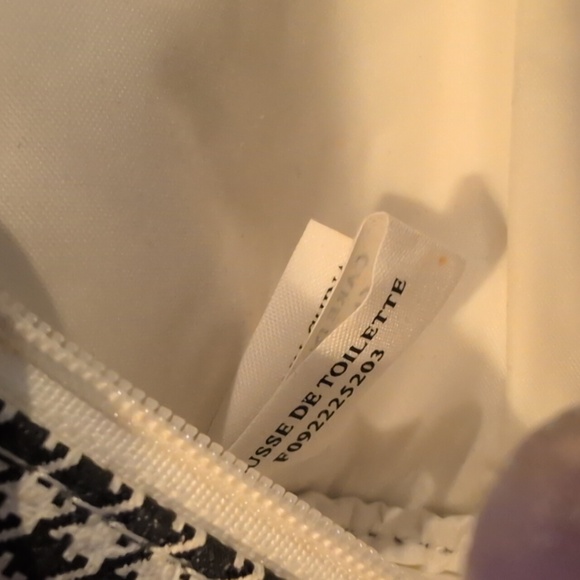 Dior Beauty Houndstooth Cosmetic Pouch - Picture 6 of 6